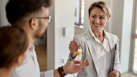 Nur noch anteilig: Schuldzinsenabzug bei Schenkung eines Teils einer Immobi...